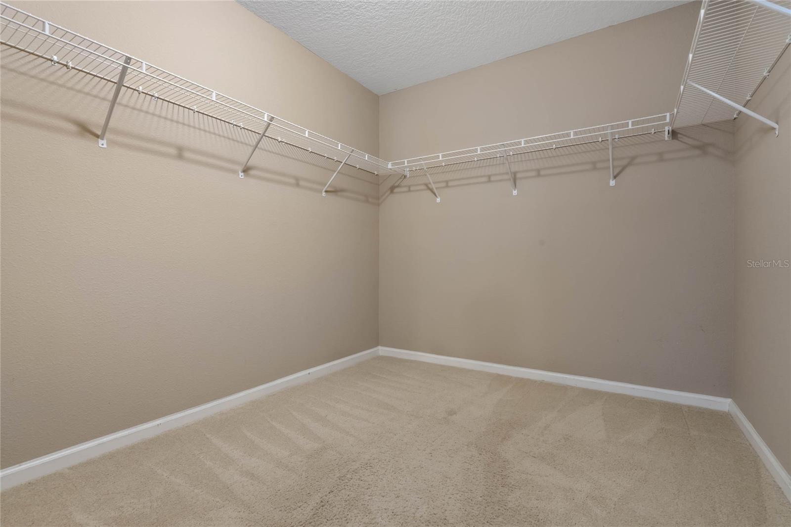 549 GUNSTON CT