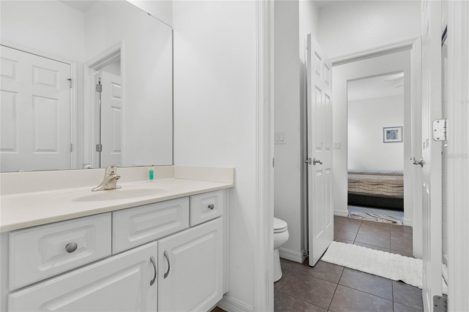 2621 ROSEMONT CIR