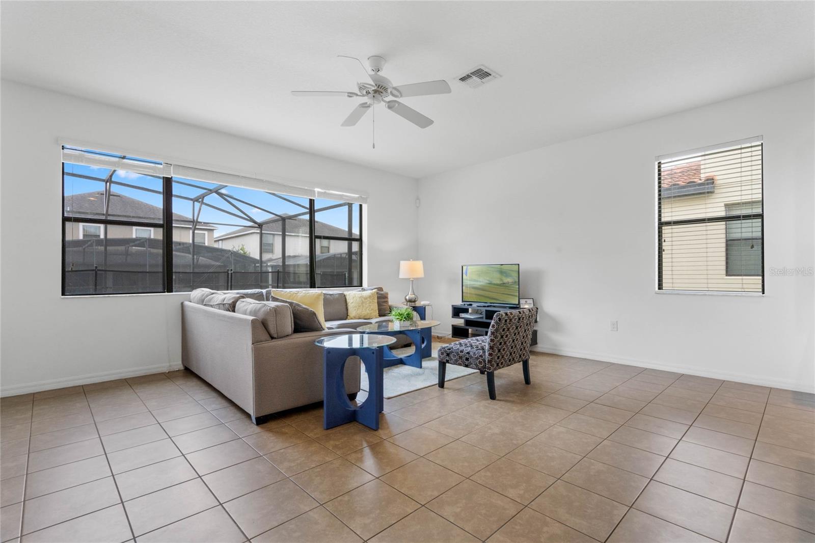 2621 ROSEMONT CIR