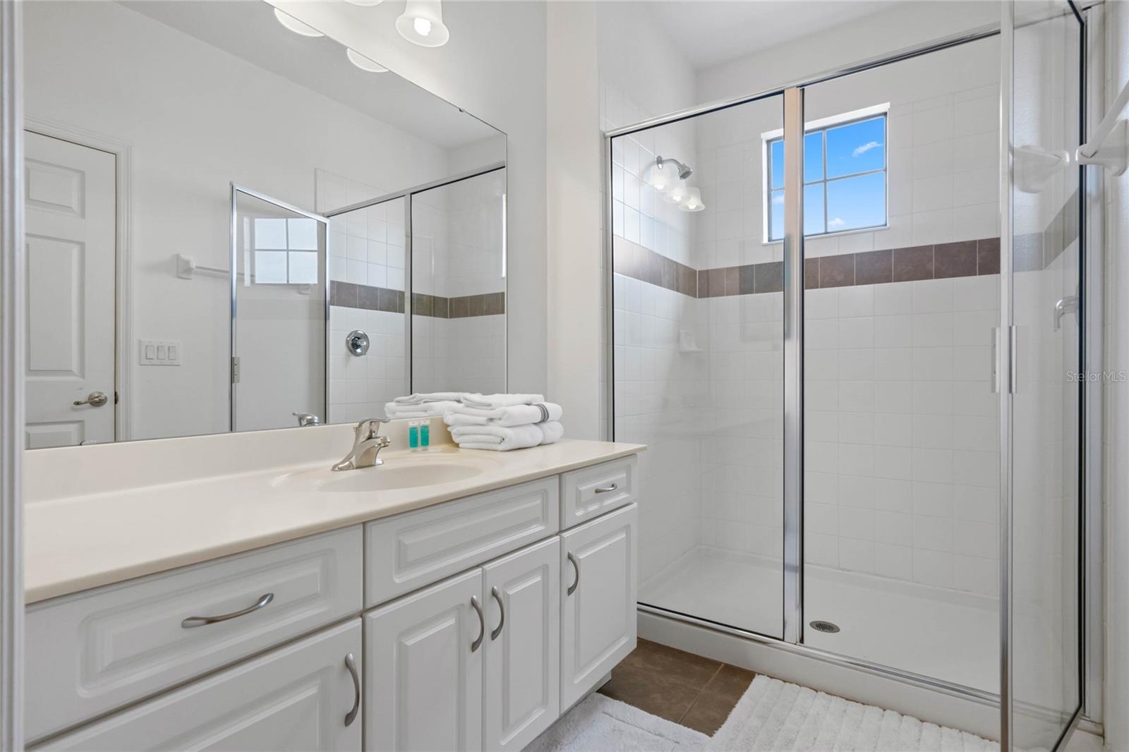 2621 ROSEMONT CIR