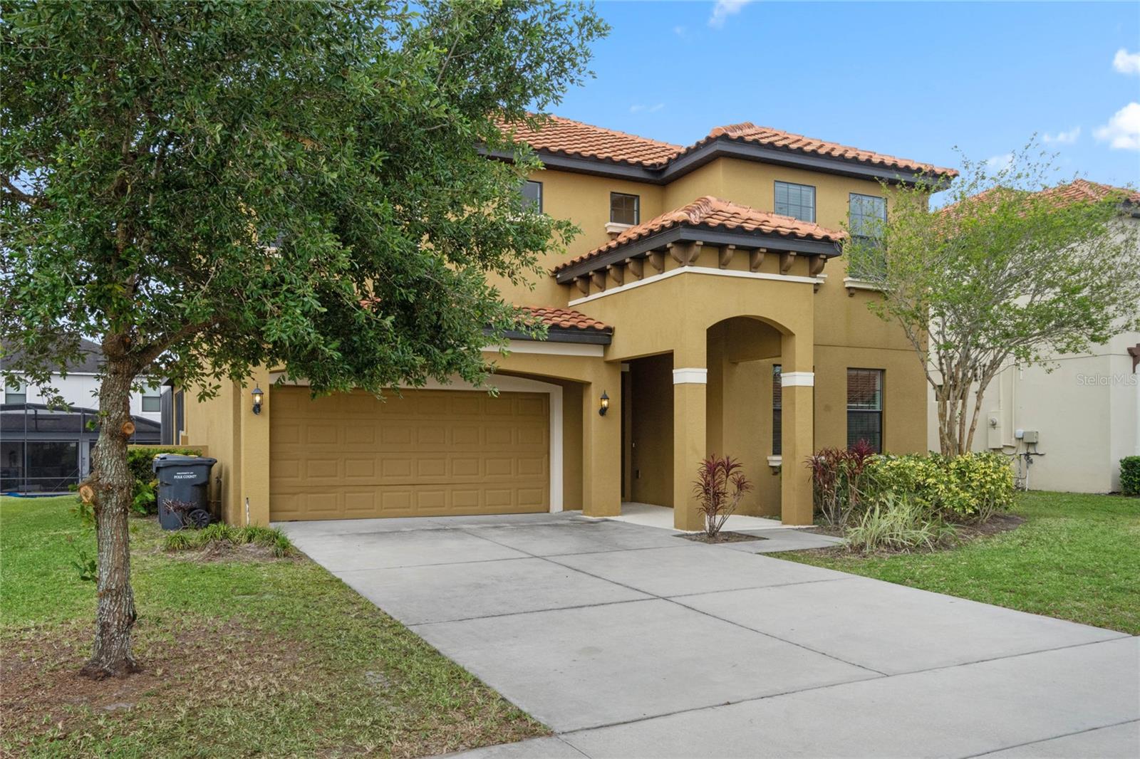 2621 ROSEMONT CIR