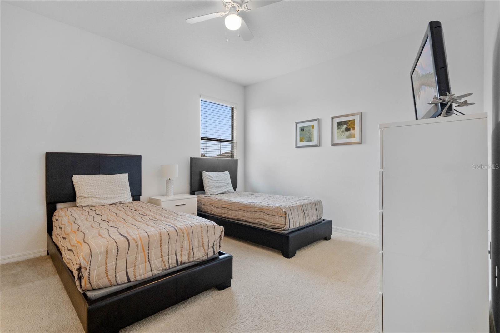 2621 ROSEMONT CIR