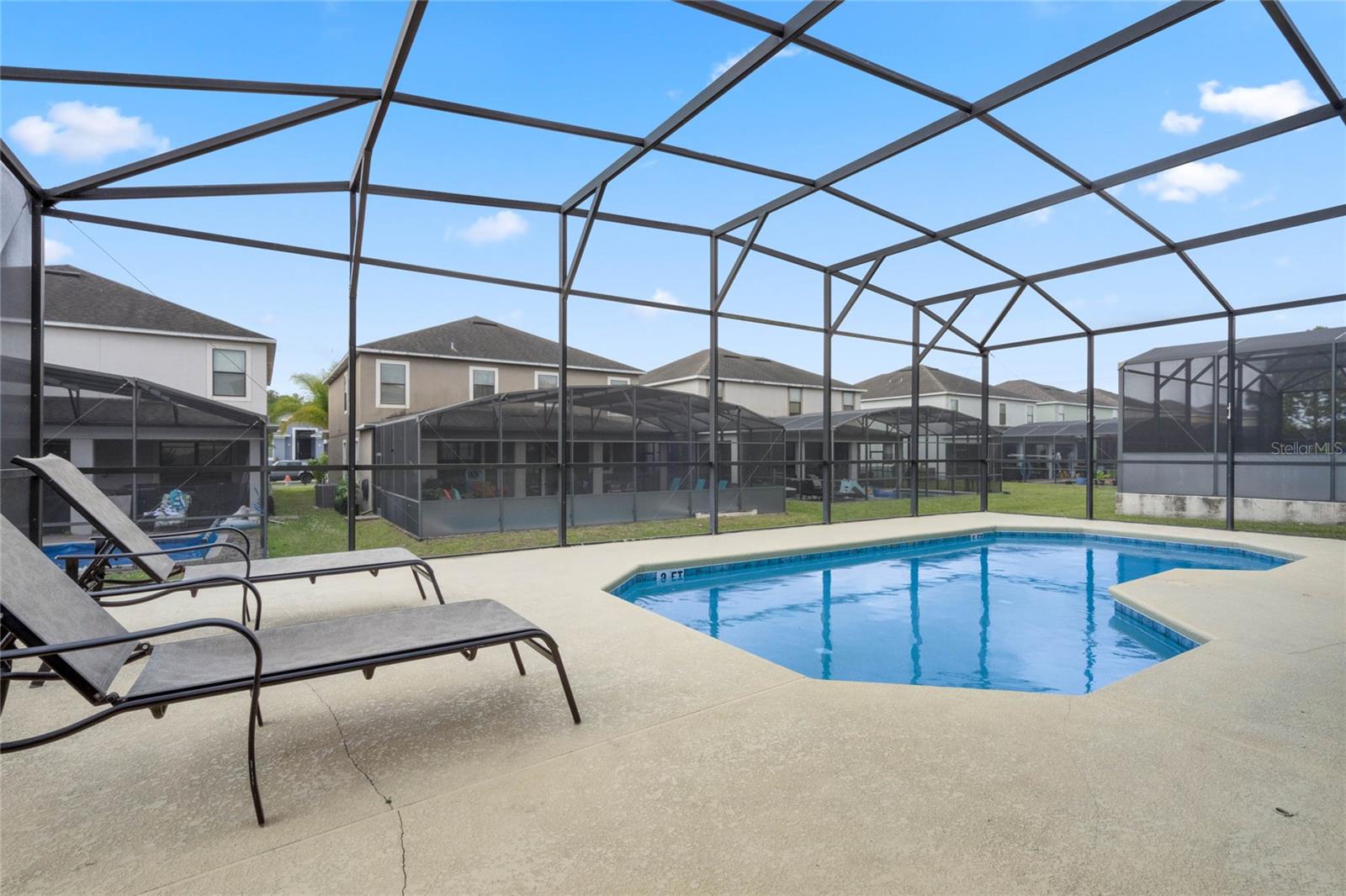 2621 ROSEMONT CIR
