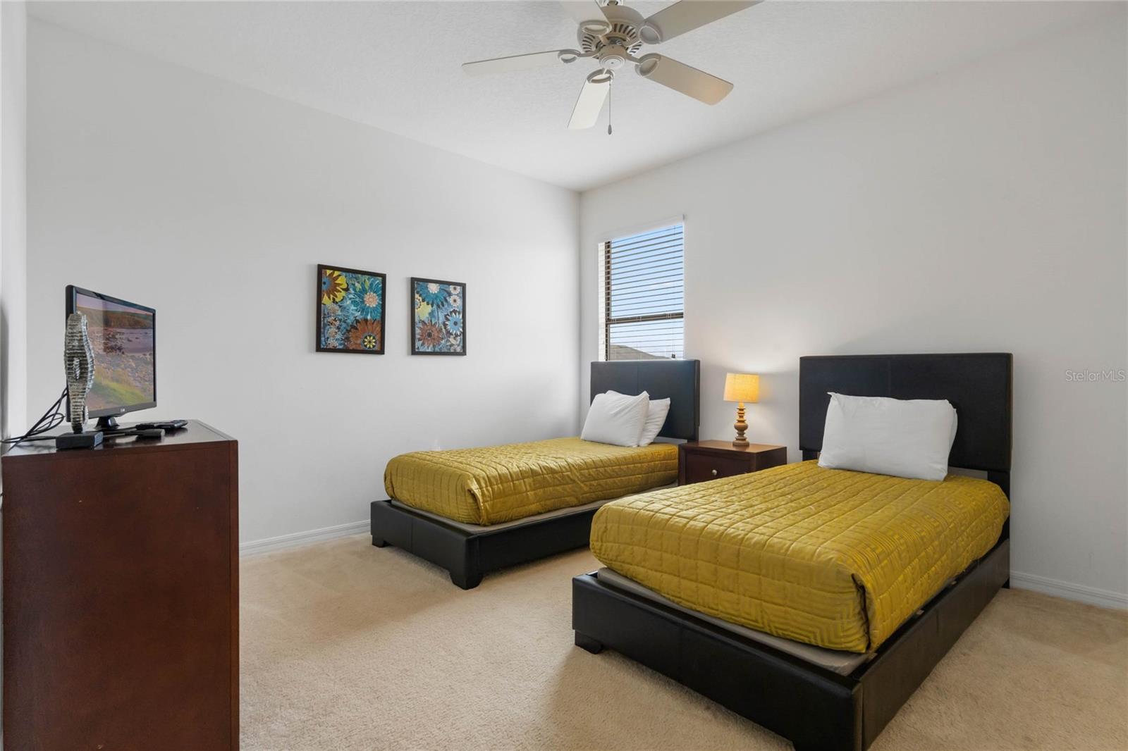 2621 ROSEMONT CIR