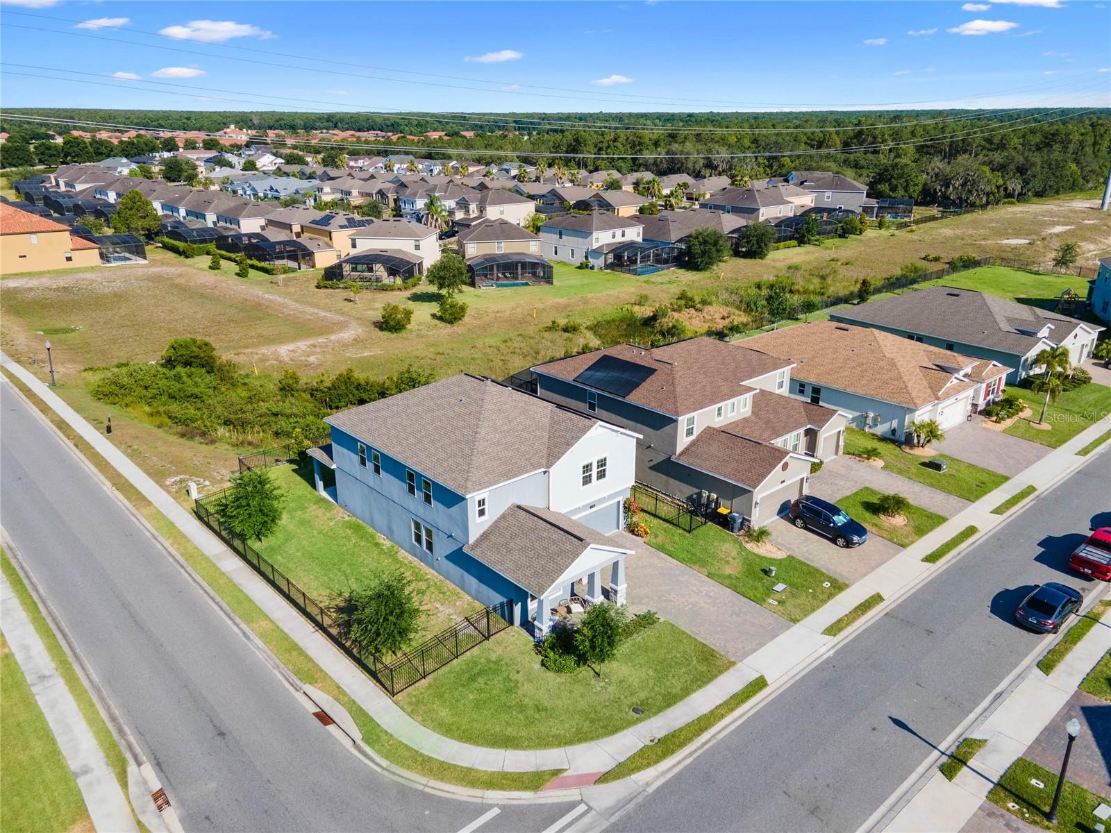 2119 CAMDEN LOOP