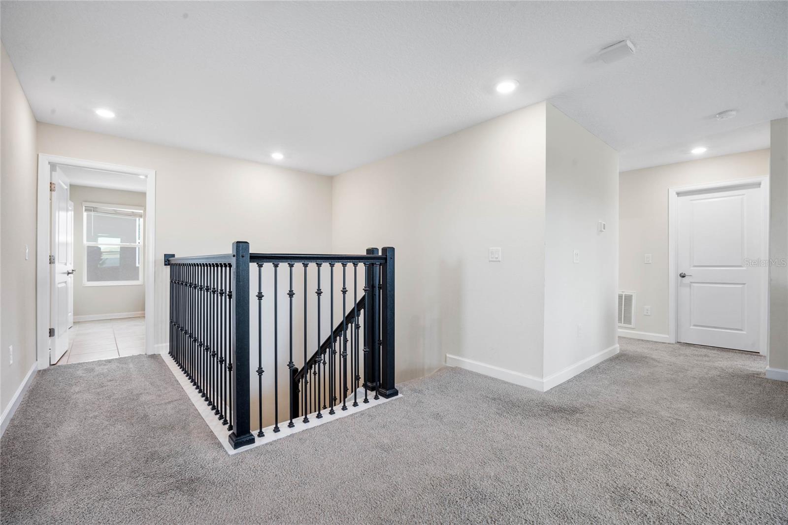 2119 CAMDEN LOOP