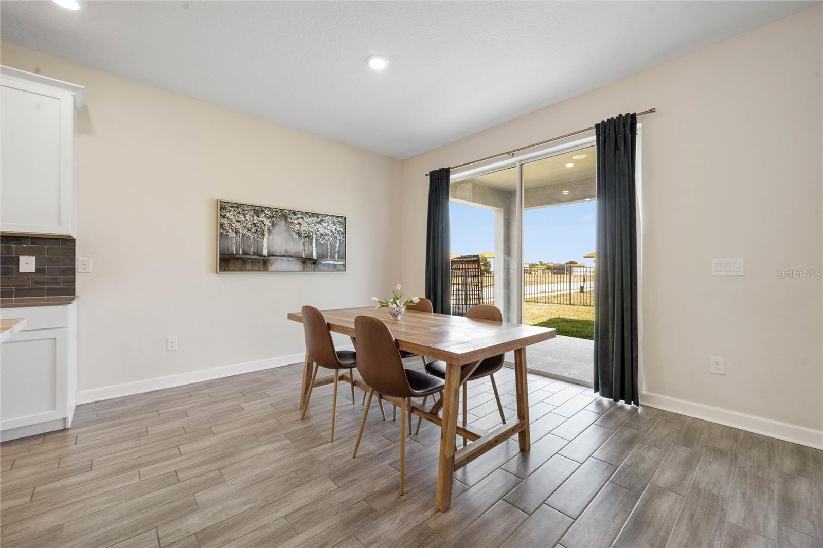 2119 CAMDEN LOOP
