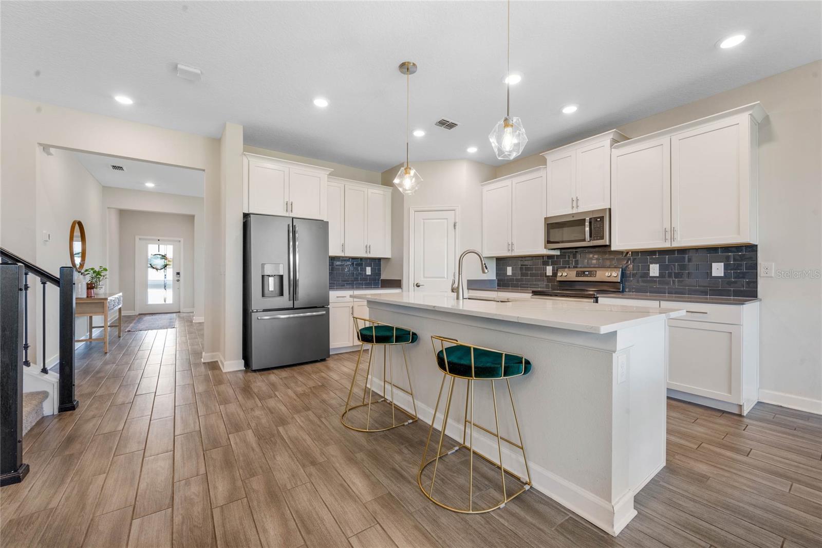 2119 CAMDEN LOOP