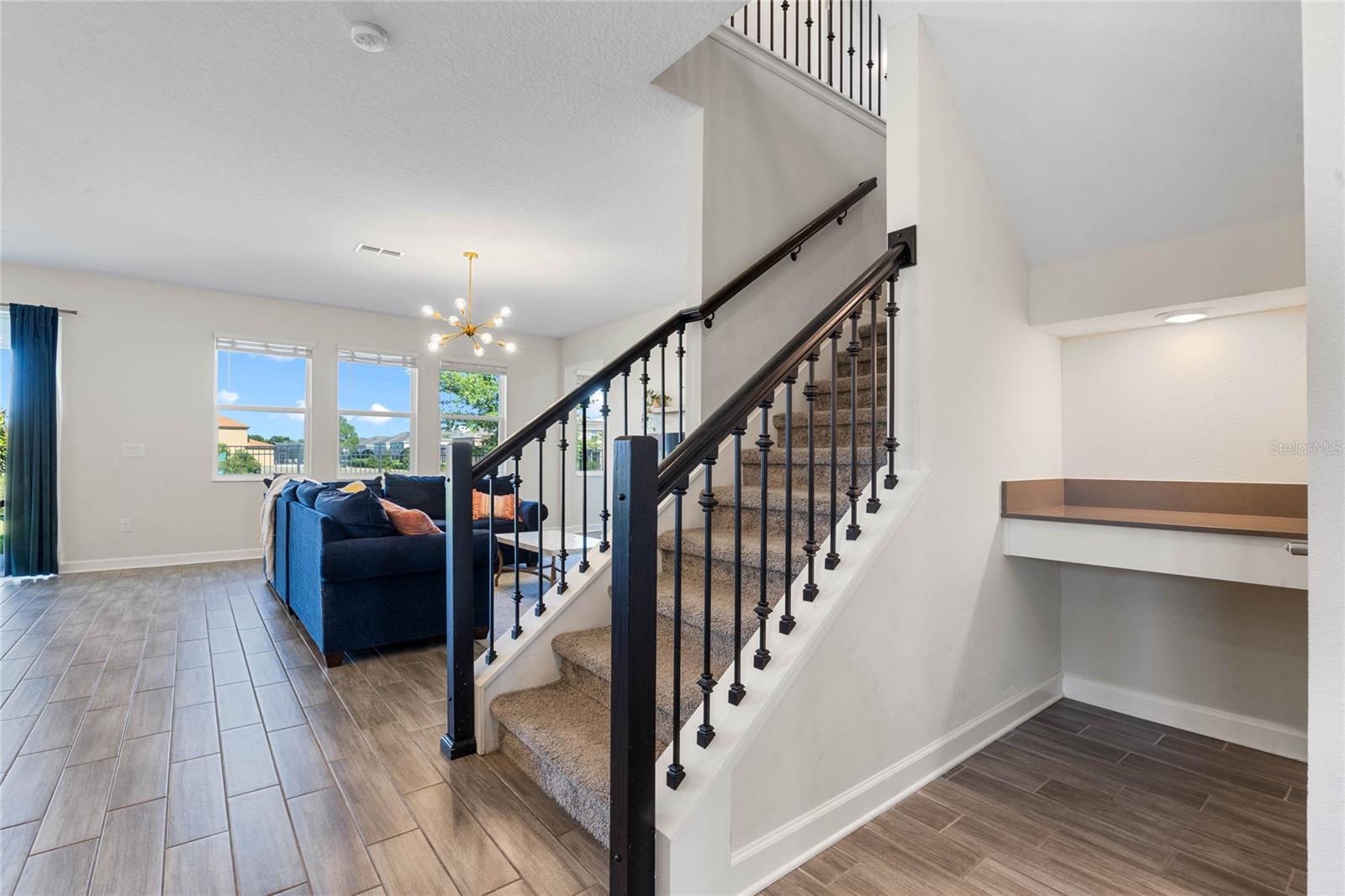 2119 CAMDEN LOOP