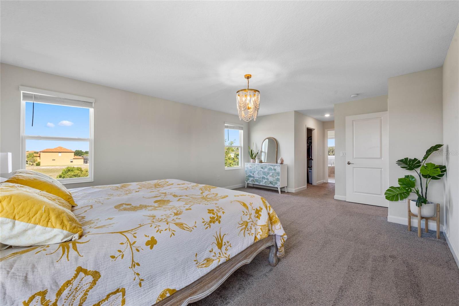2119 CAMDEN LOOP