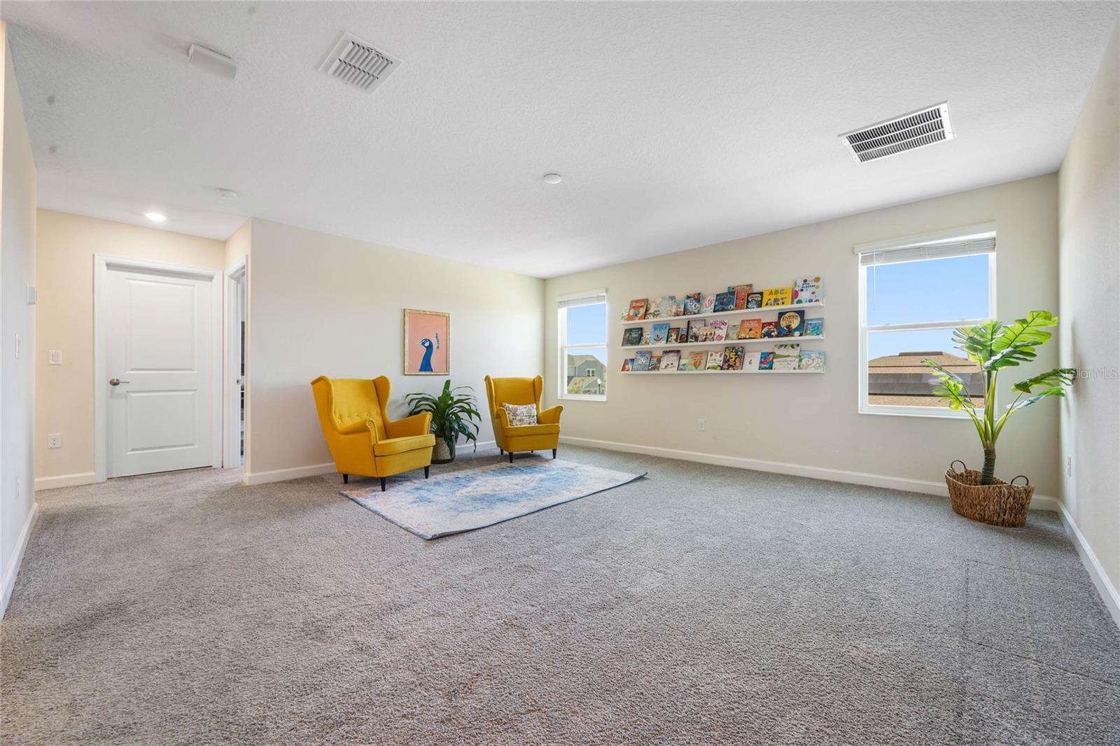 2119 CAMDEN LOOP