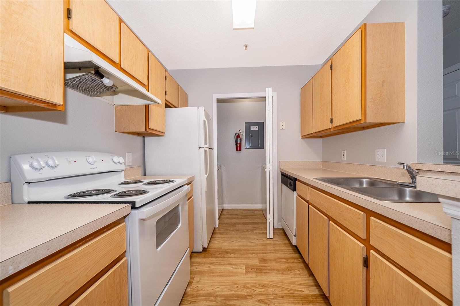 6560 SWISSCO DR #317