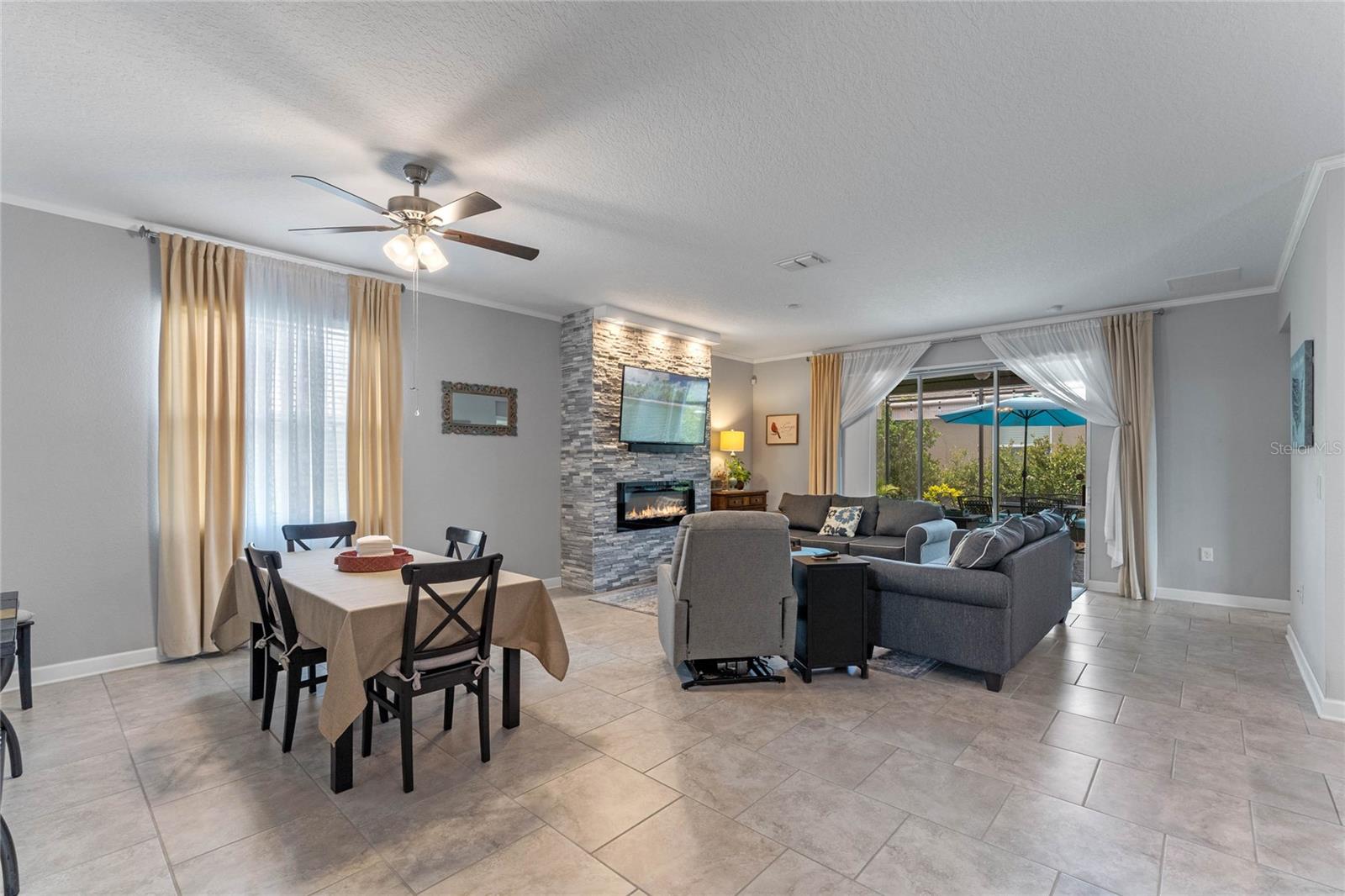 4273 CORTLAND DR