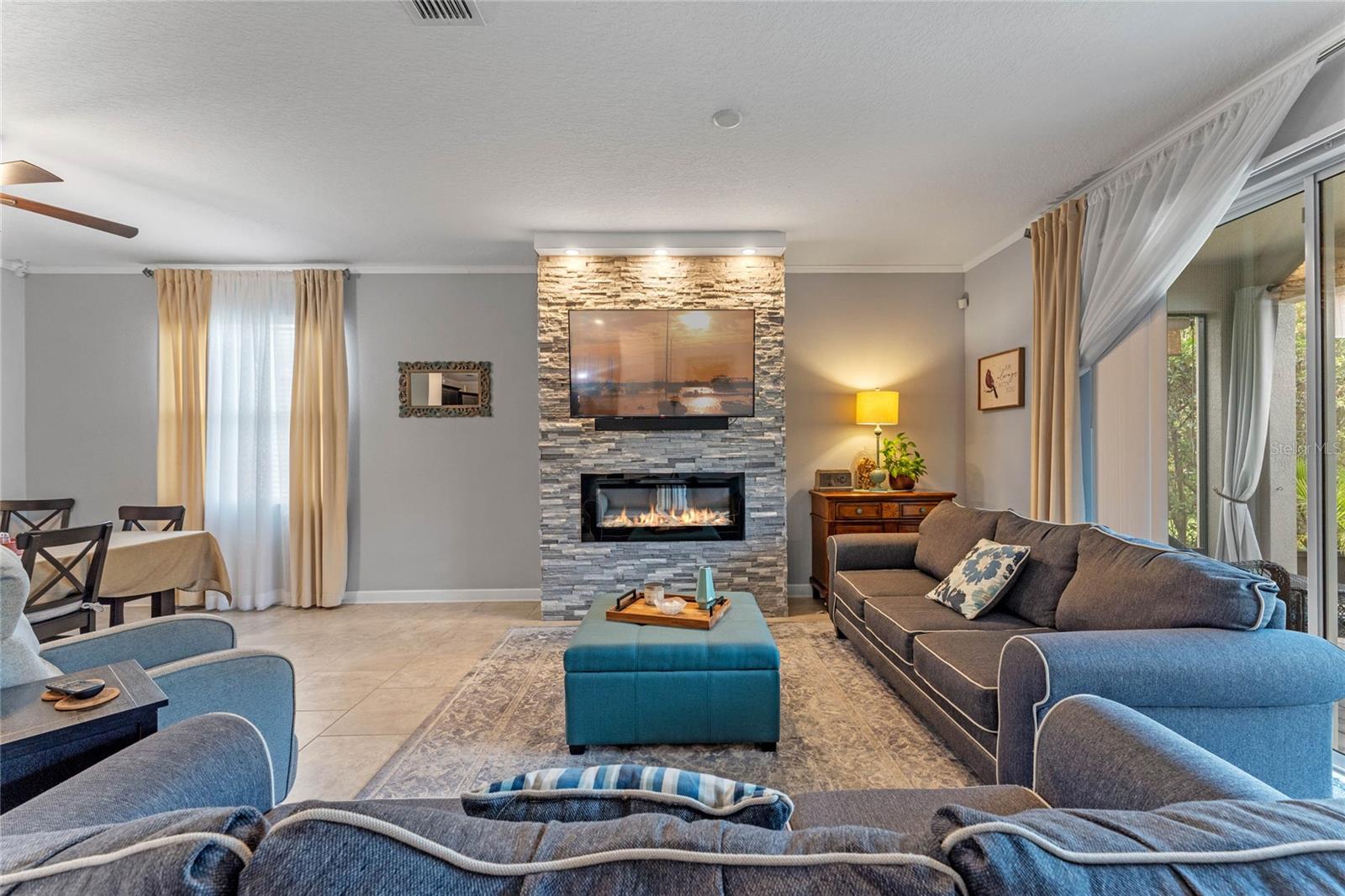 4273 CORTLAND DR