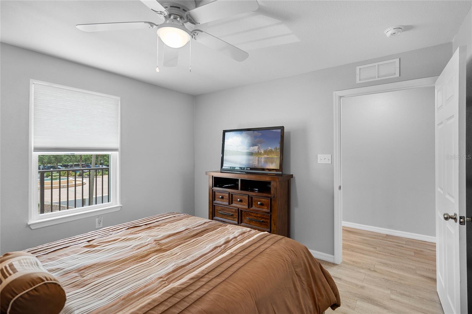 841 RETREAT BLVD #201