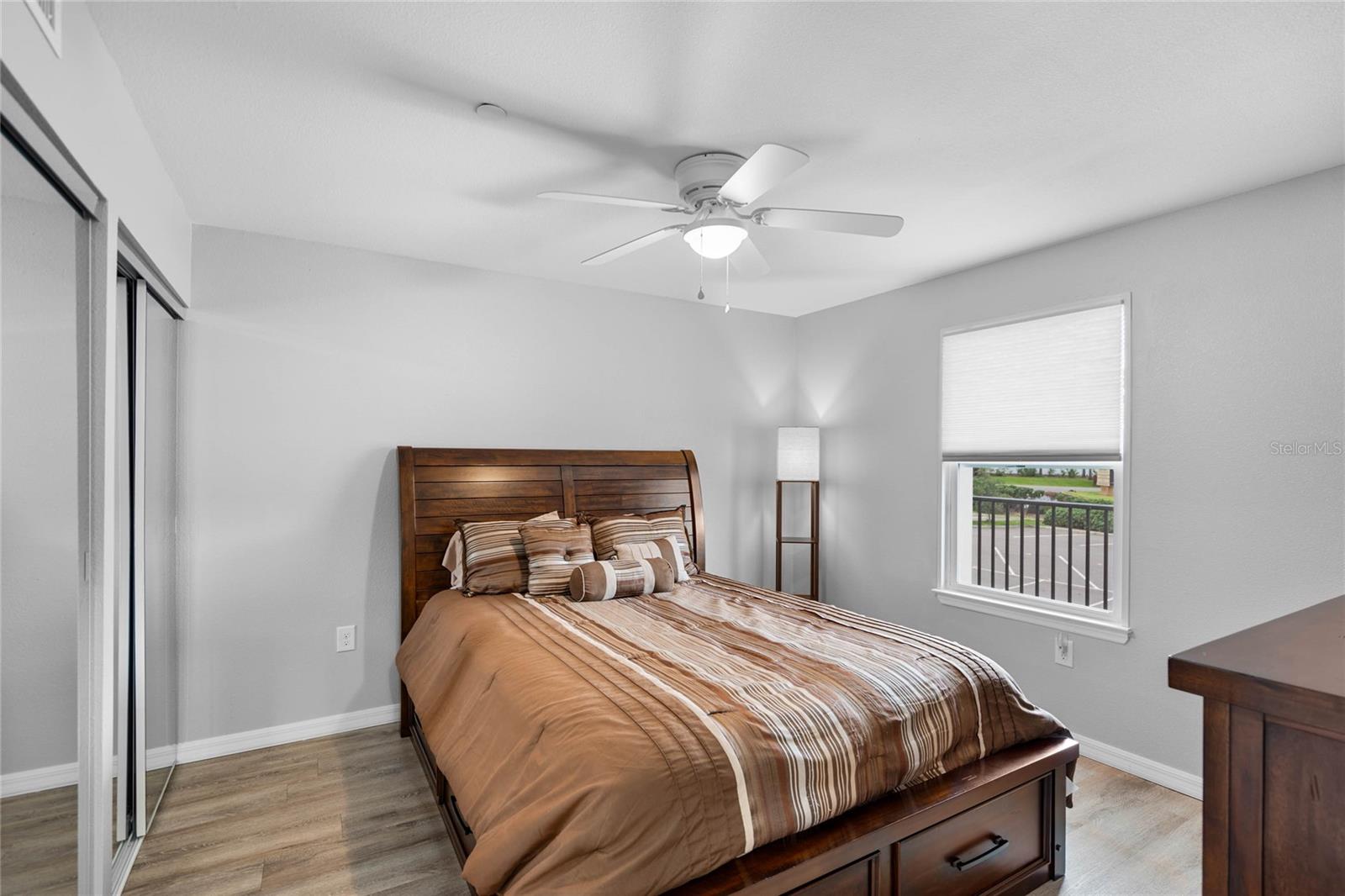 841 RETREAT BLVD #201