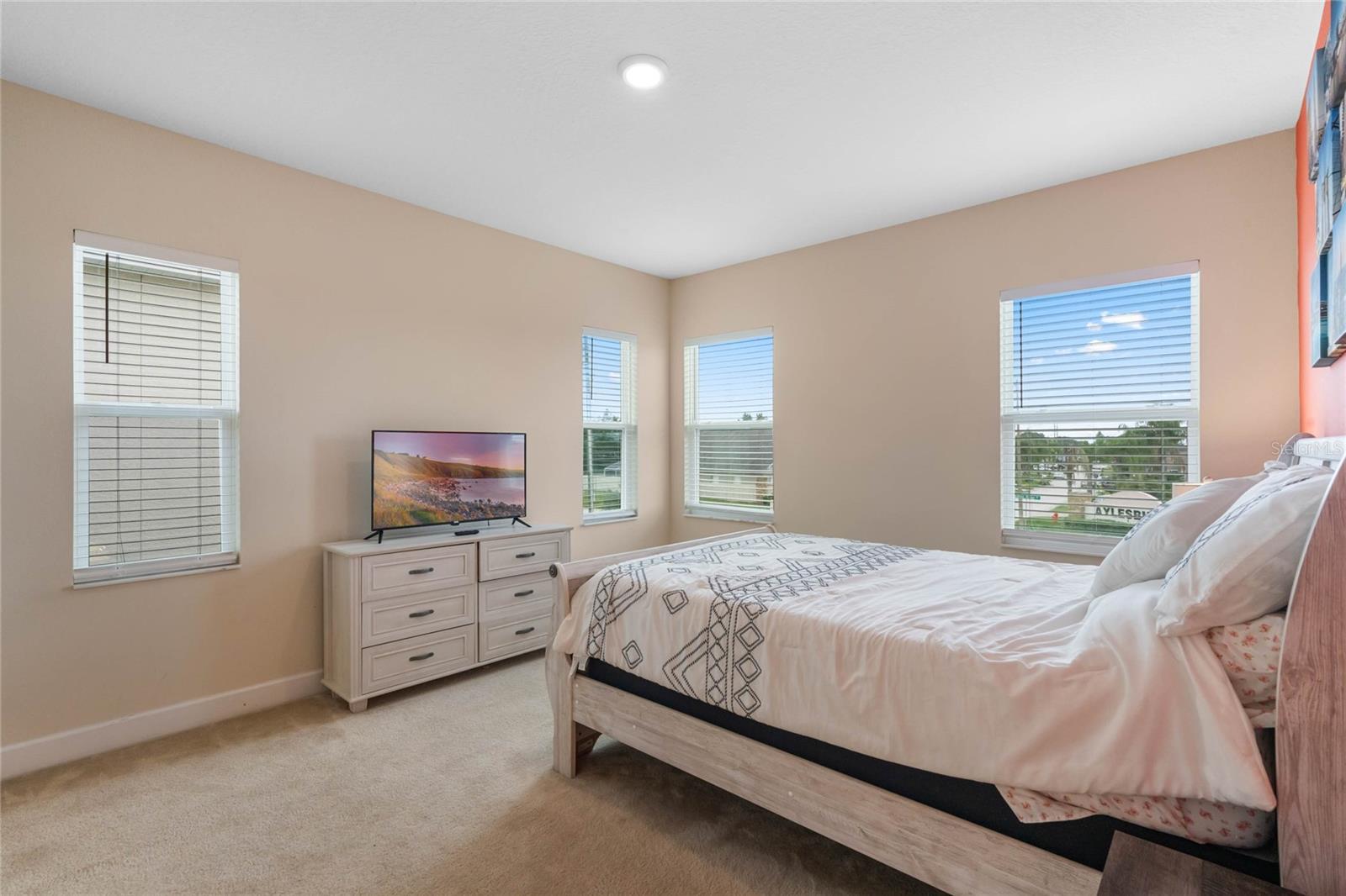 148 BOYDFIELD LN