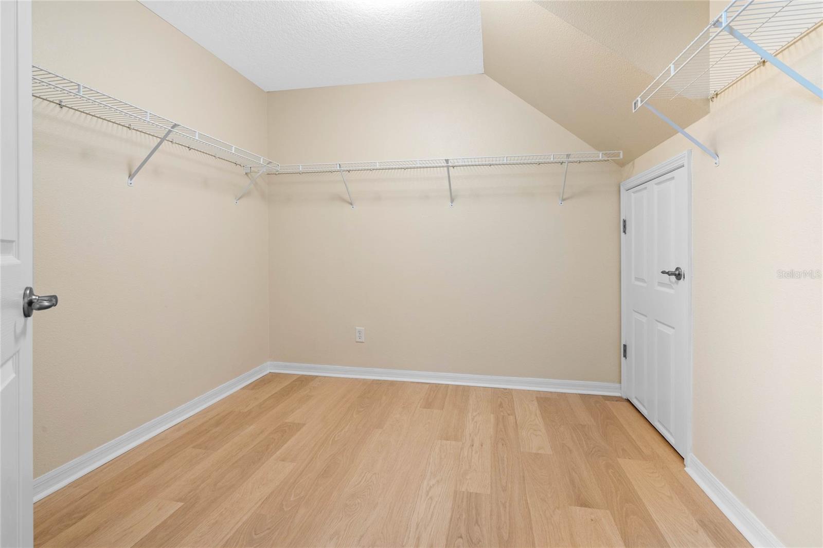 1507 LEXINGTON AVE