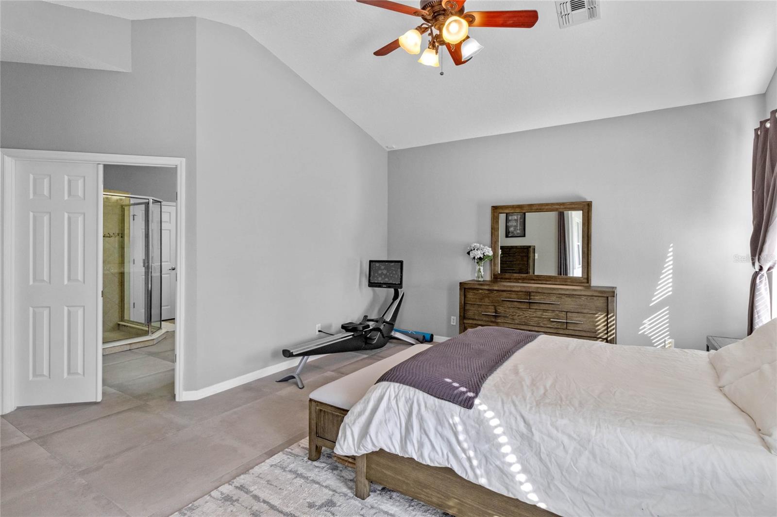 1513 LEXINGTON AVE