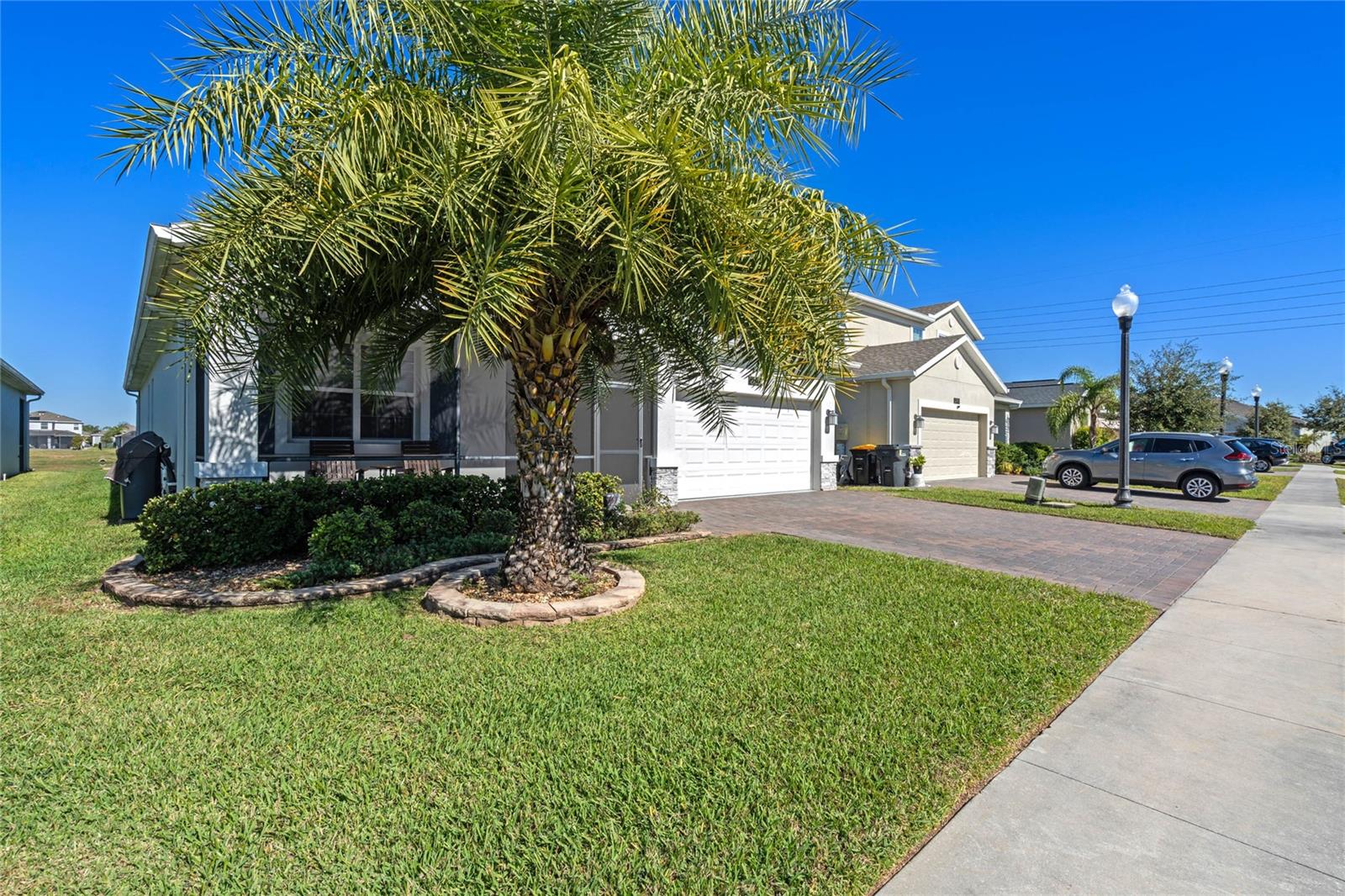 2150 CAMDEN LOOP