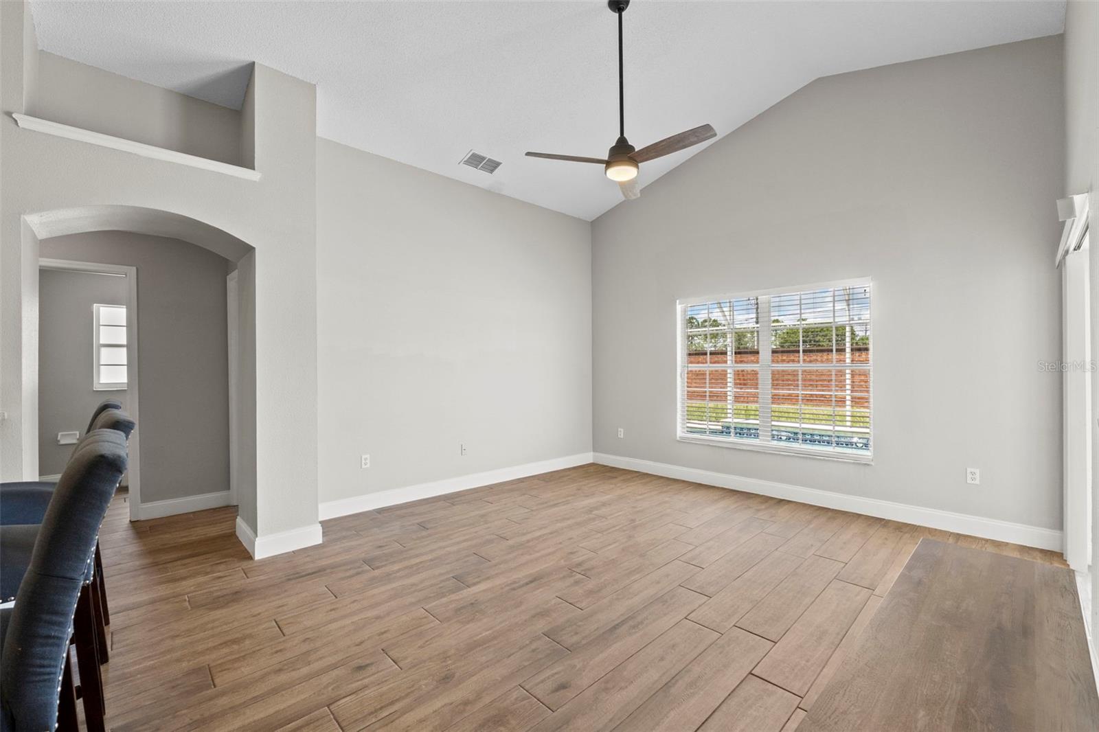 7925 MAGNOLIA BEND CT