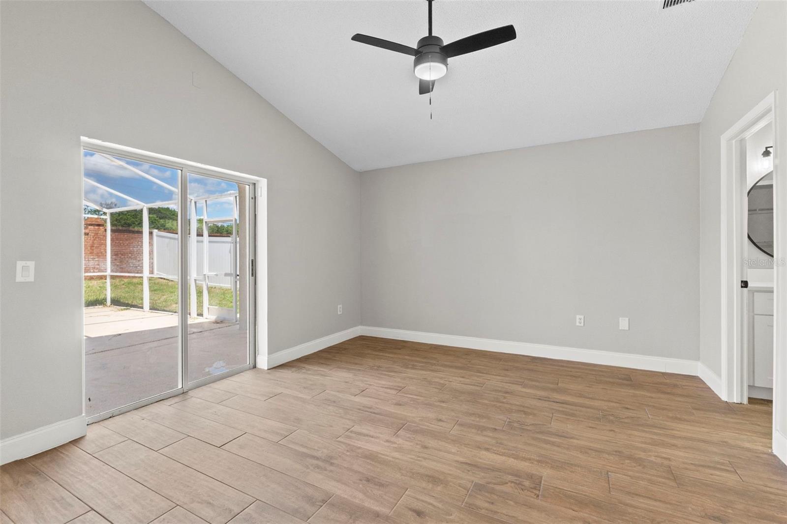 7925 MAGNOLIA BEND CT