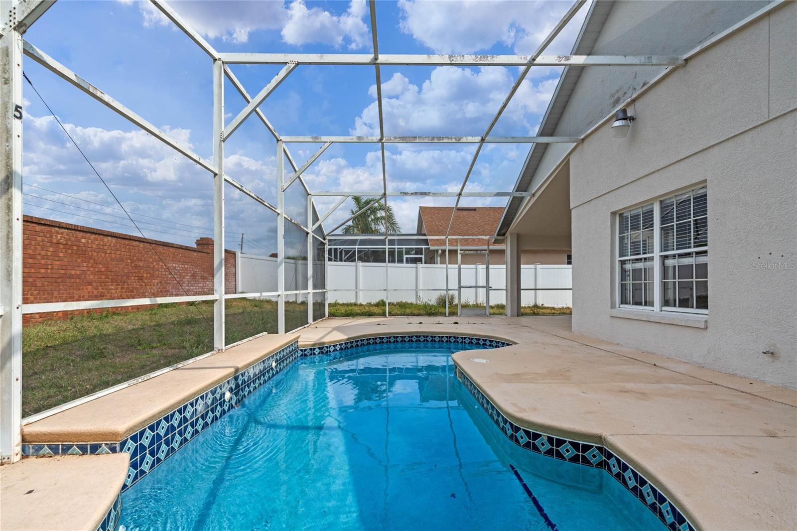 7925 MAGNOLIA BEND CT