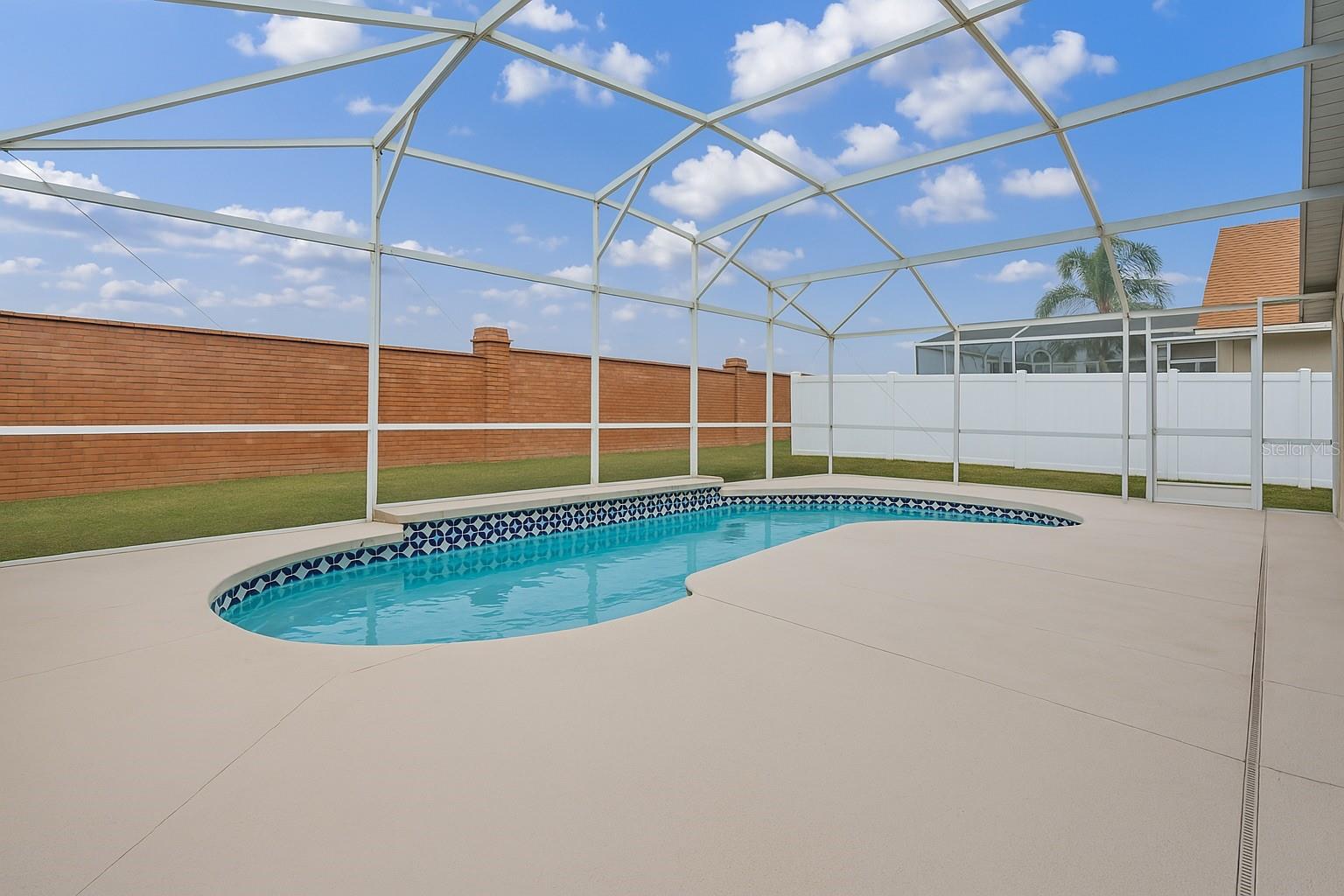 7925 MAGNOLIA BEND CT