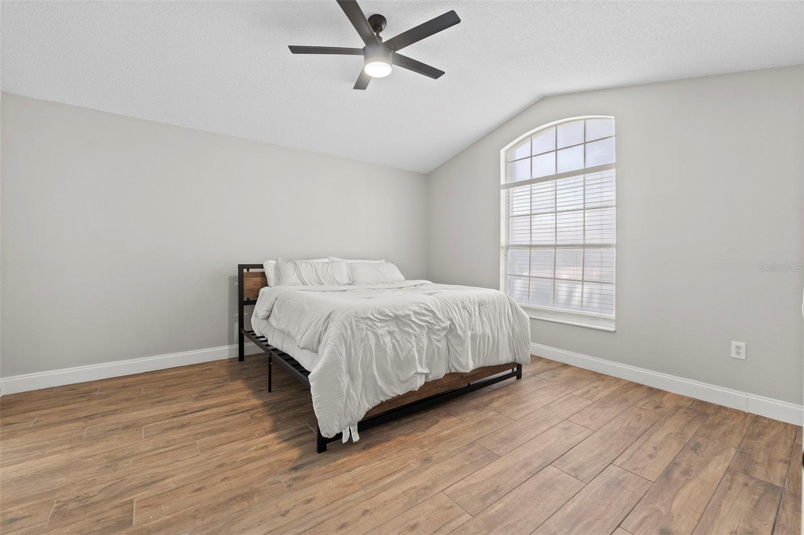 7925 MAGNOLIA BEND CT