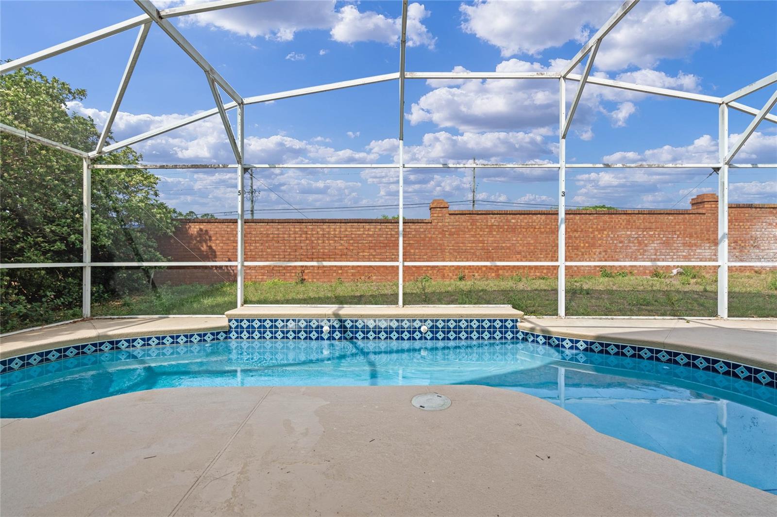 7925 MAGNOLIA BEND CT