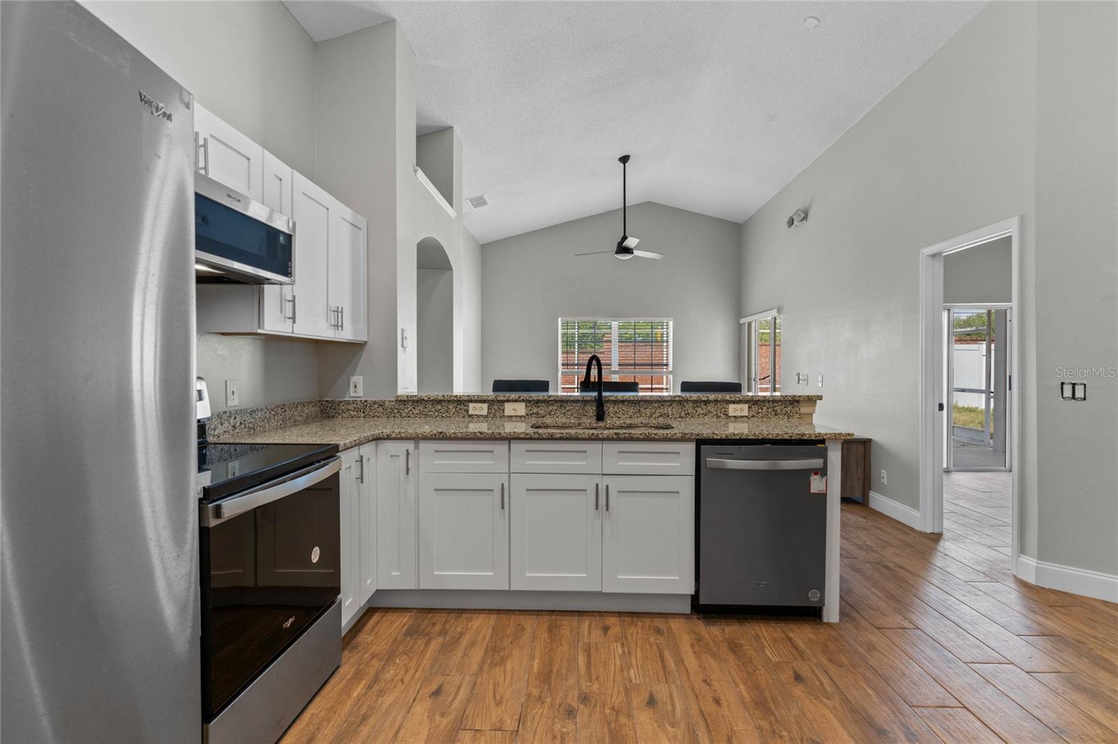 7925 MAGNOLIA BEND CT