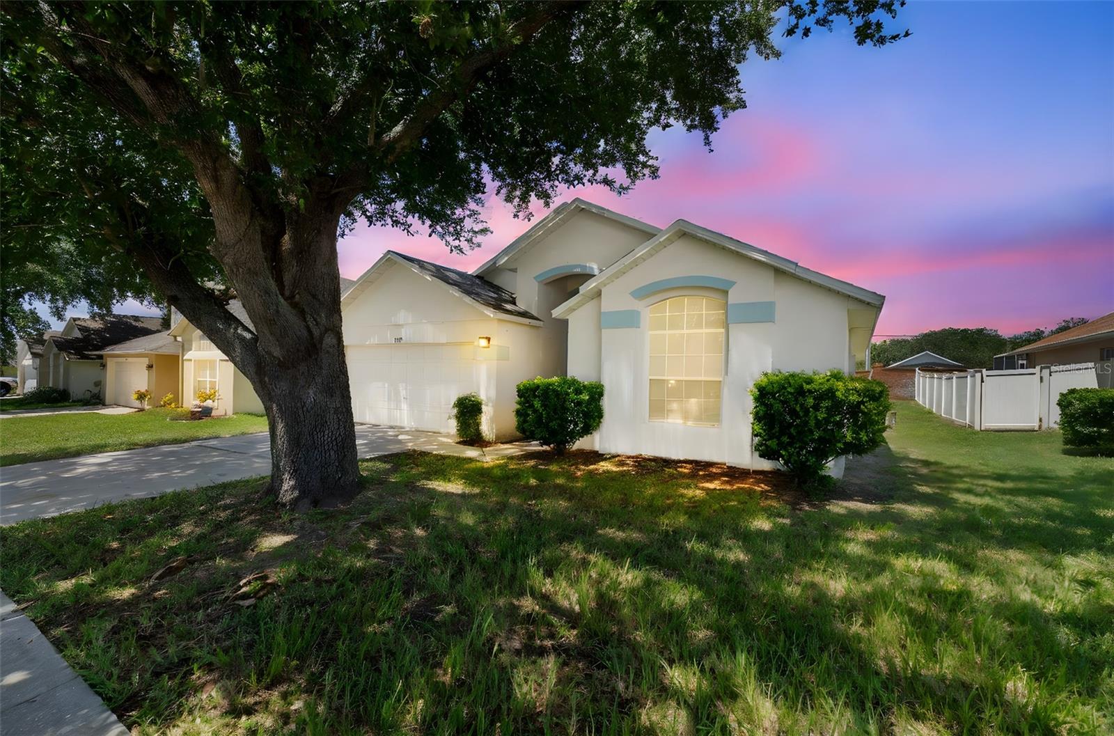 7925 MAGNOLIA BEND CT