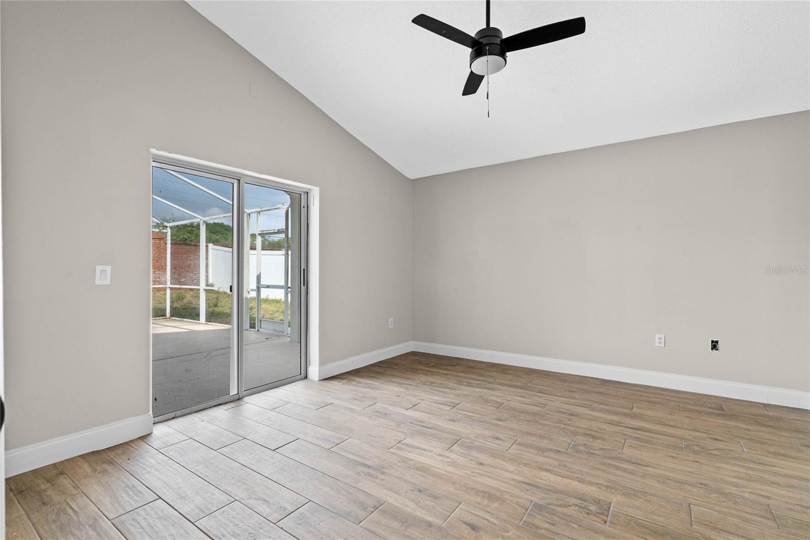 7925 MAGNOLIA BEND CT