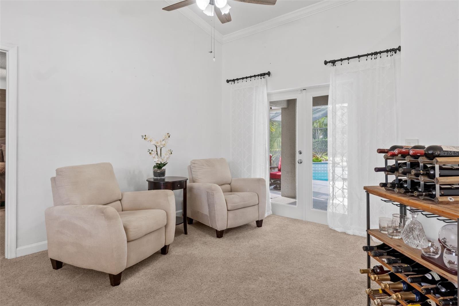 4801 BREEZY PALMS CT