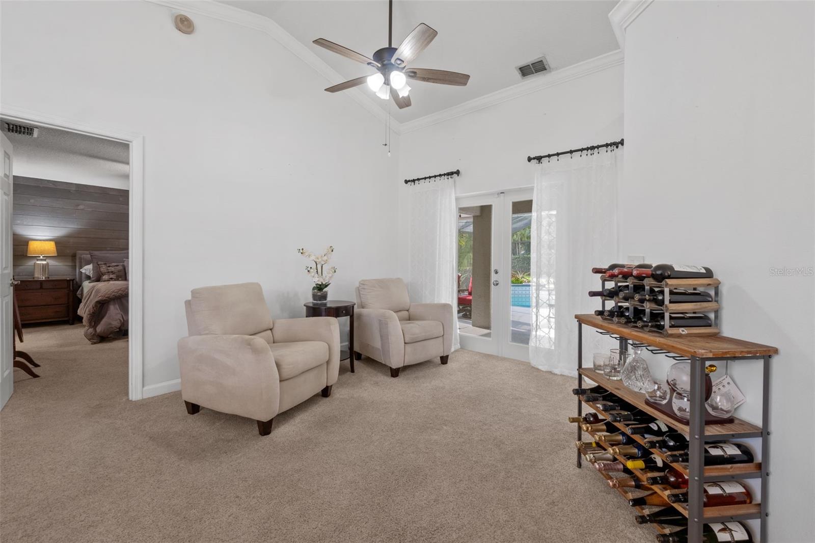 4801 BREEZY PALMS CT