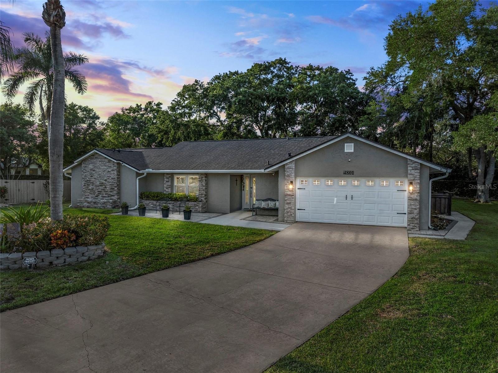 4801 BREEZY PALMS CT