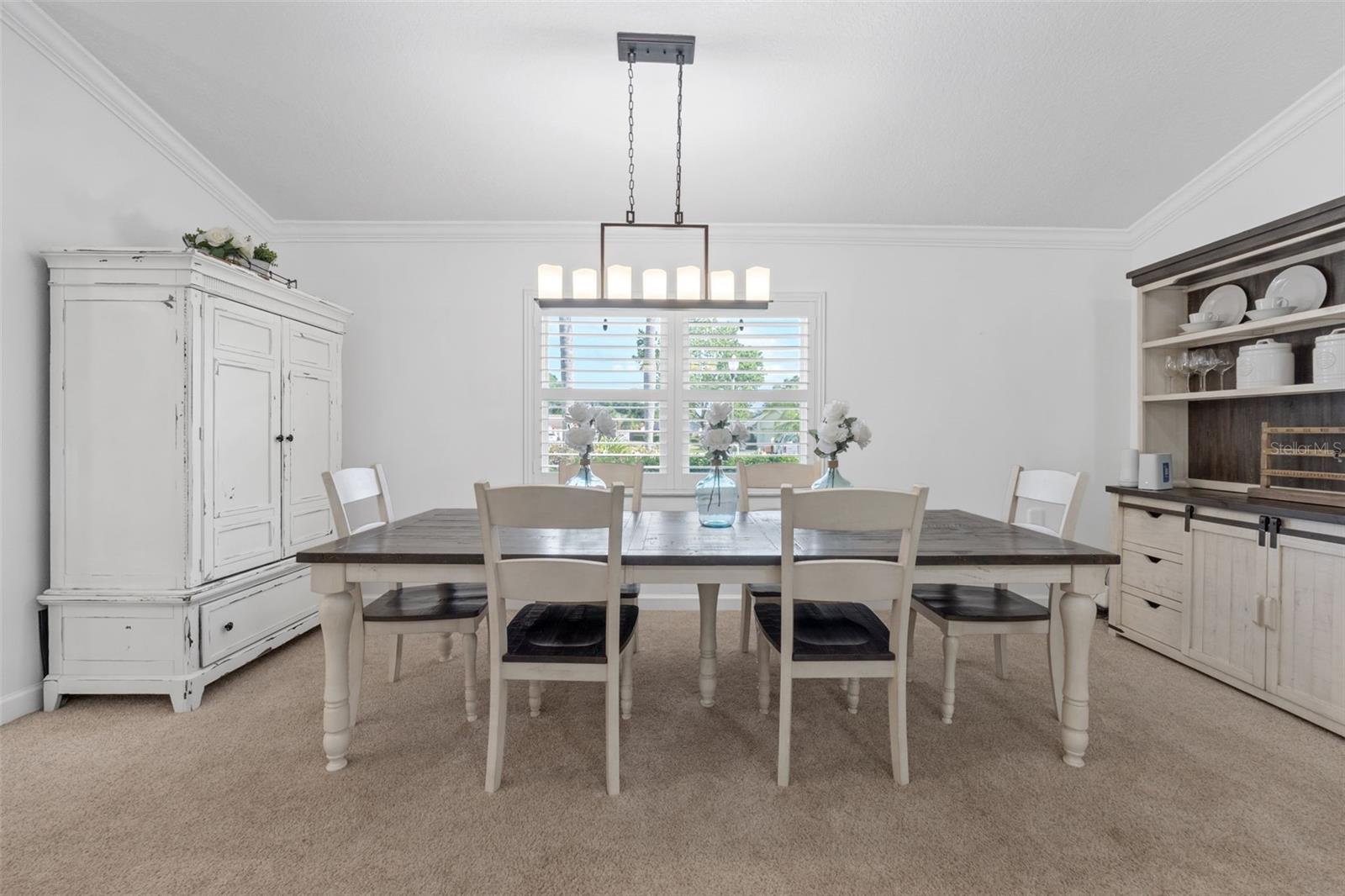 4801 BREEZY PALMS CT