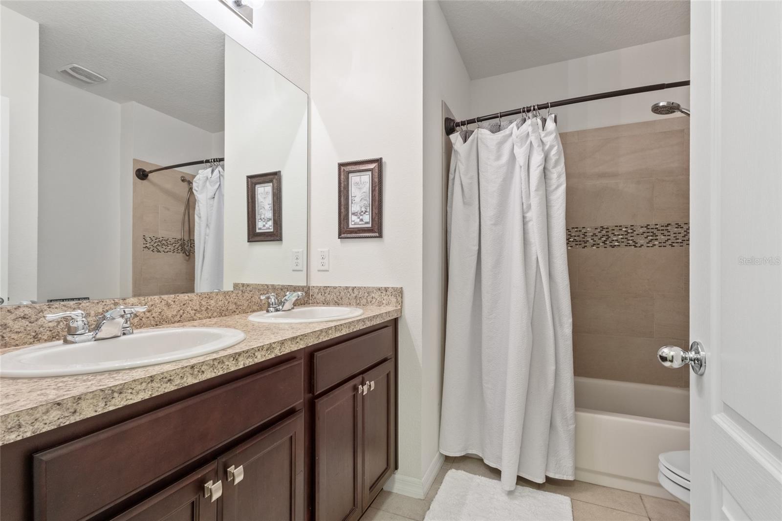 5759 MARSH LANDING DR