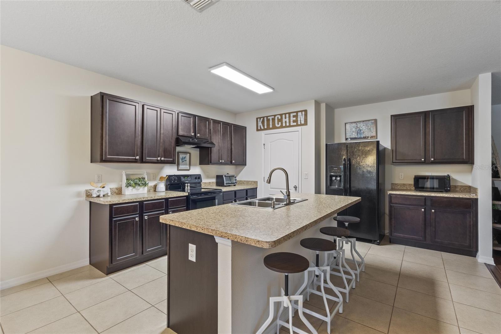 5759 MARSH LANDING DR