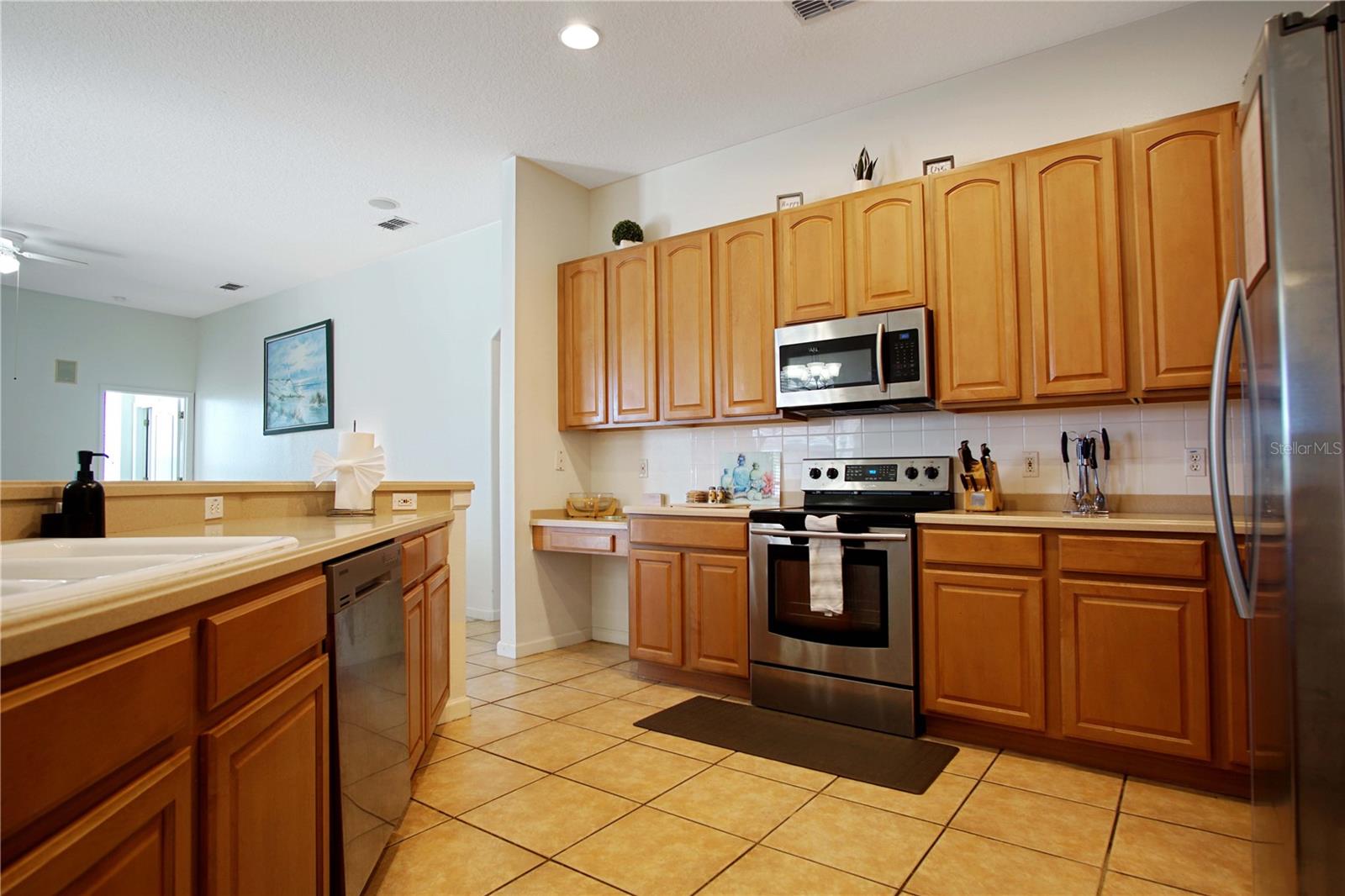426 PRESTWICK DR