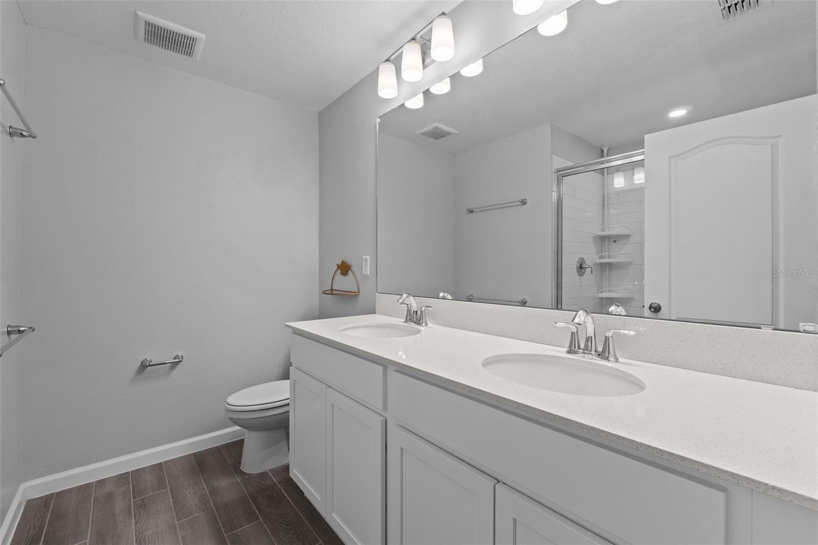 3137 RIVERBOAT WAY