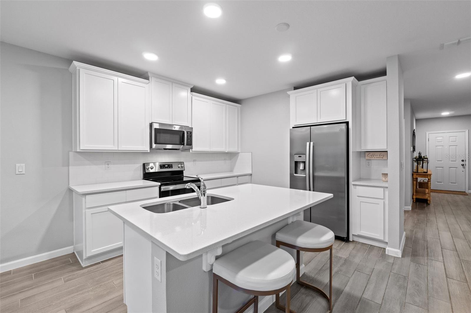 3137 RIVERBOAT WAY