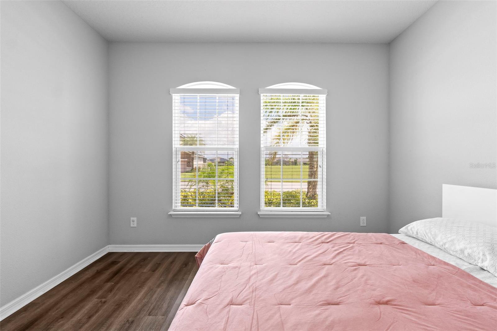 625 MISTY MAPLE ST ST