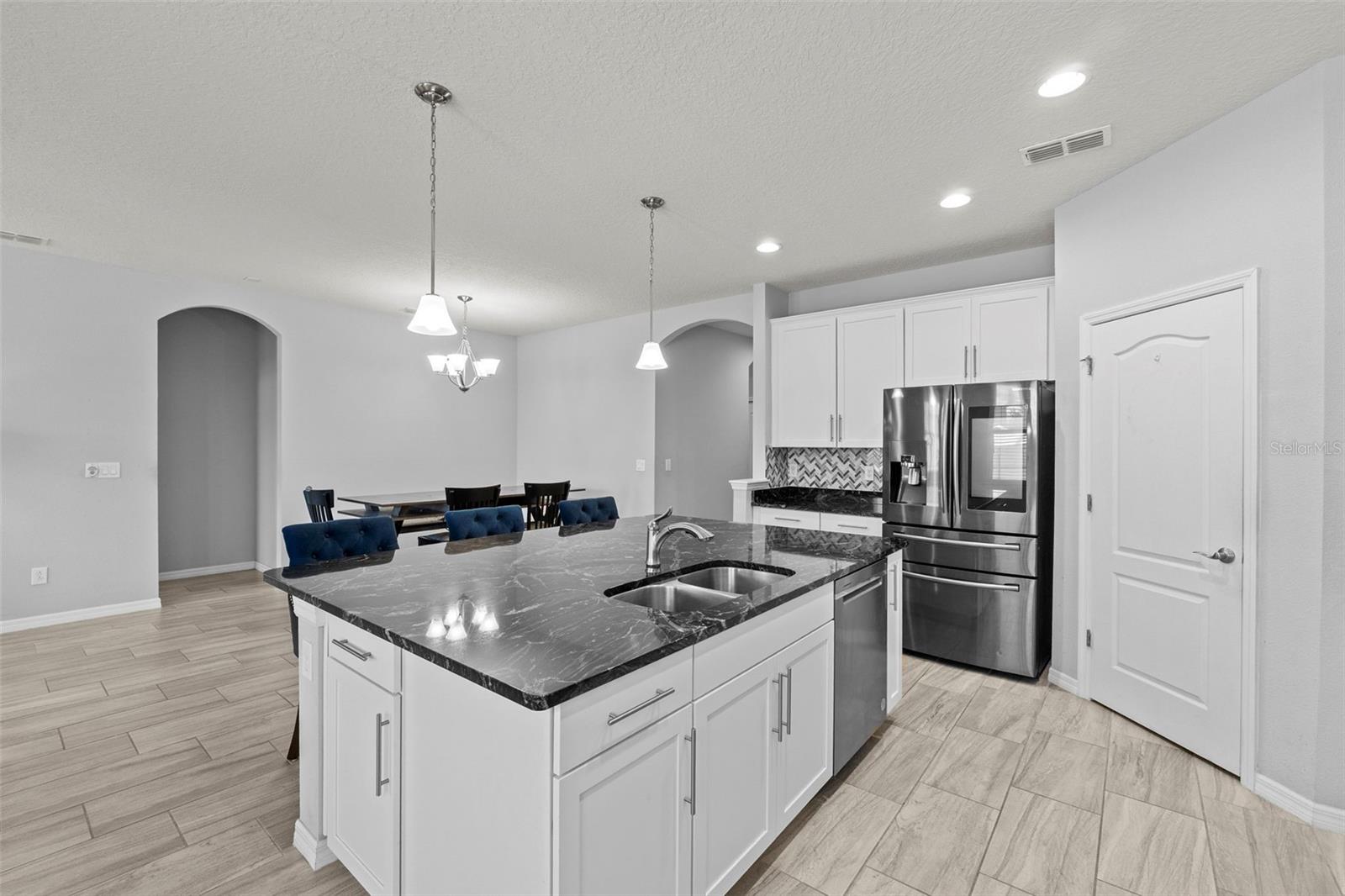 625 MISTY MAPLE ST ST