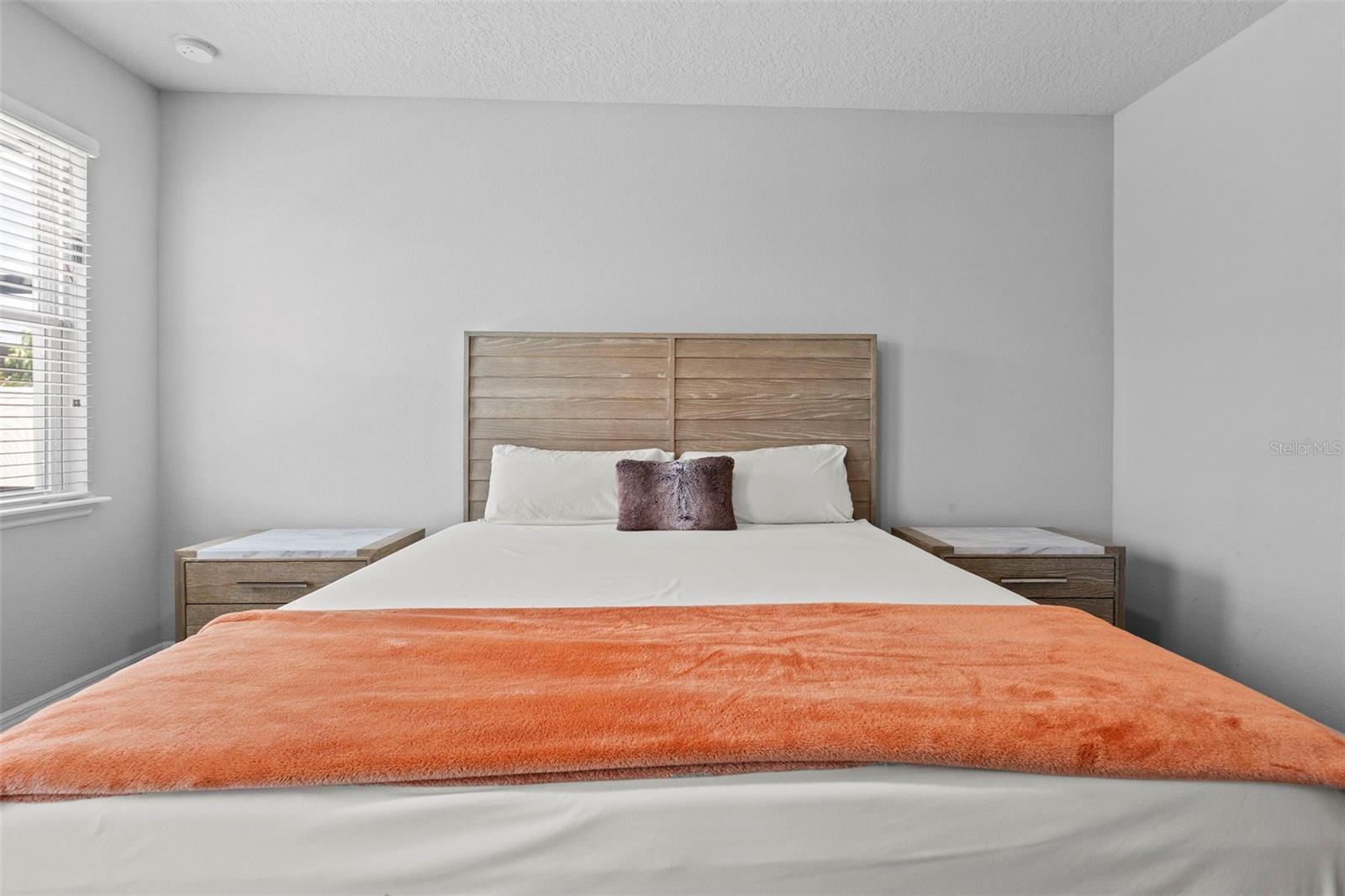 625 MISTY MAPLE ST ST