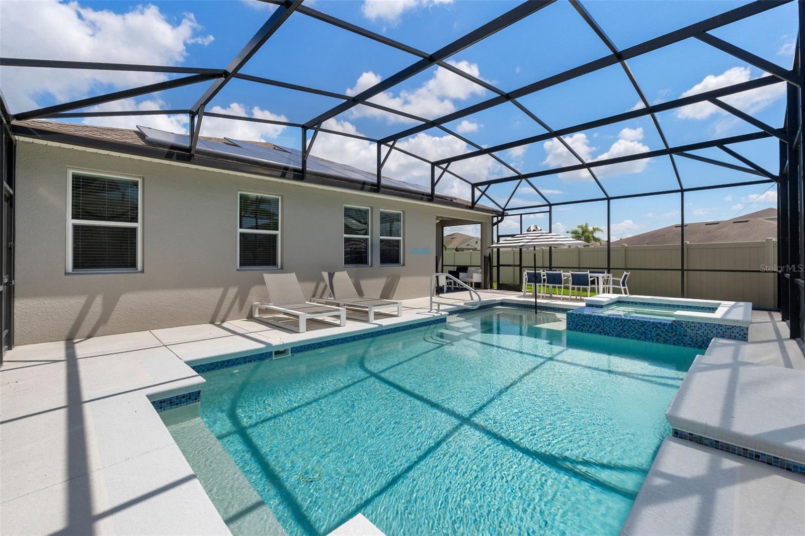 625 MISTY MAPLE ST ST