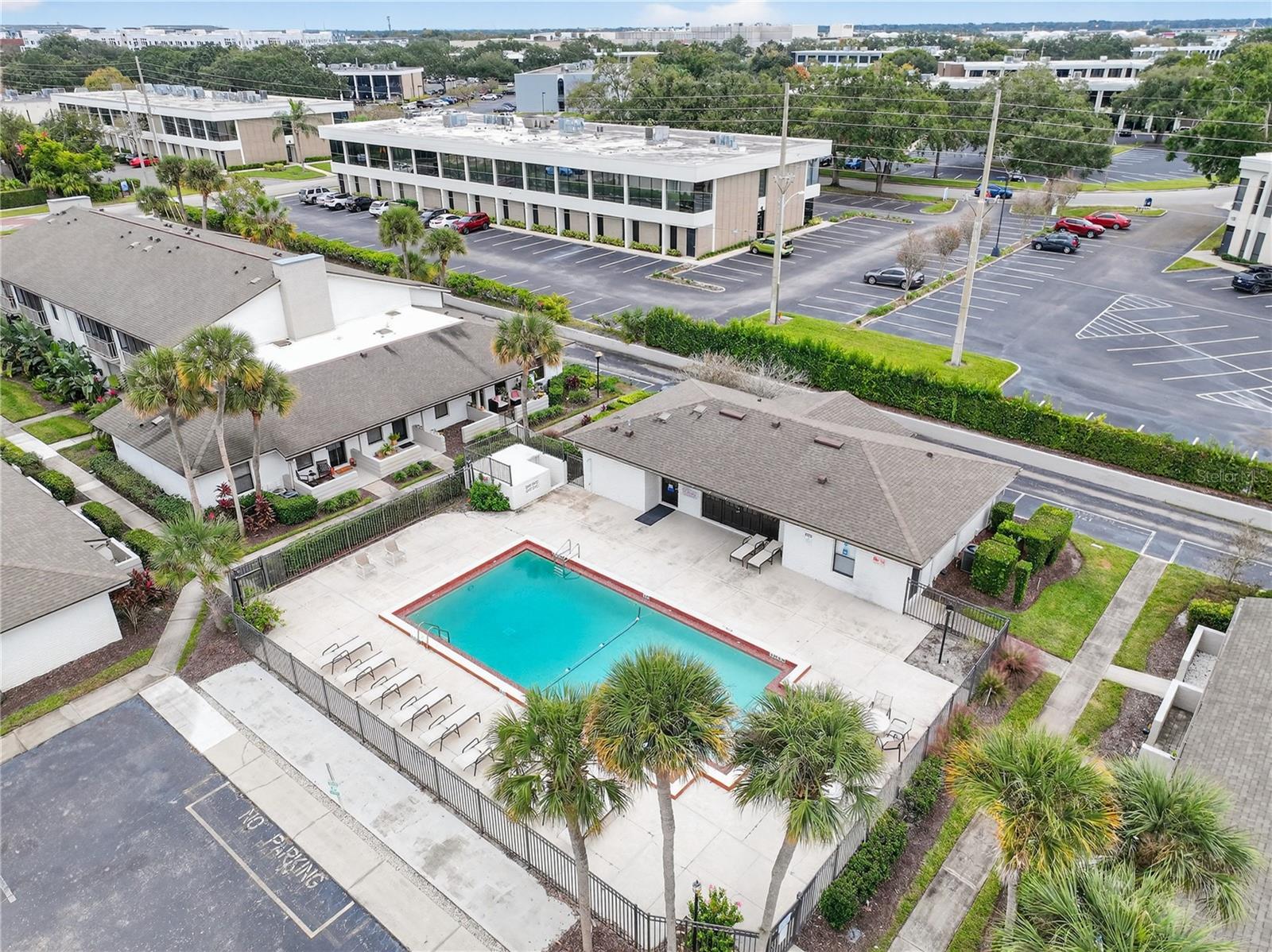 3016 PLAZA TERRACE DR #3016