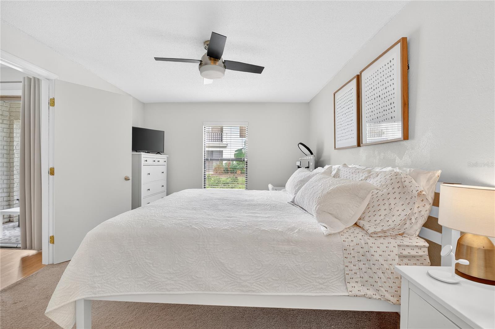 3016 PLAZA TERRACE DR #3016