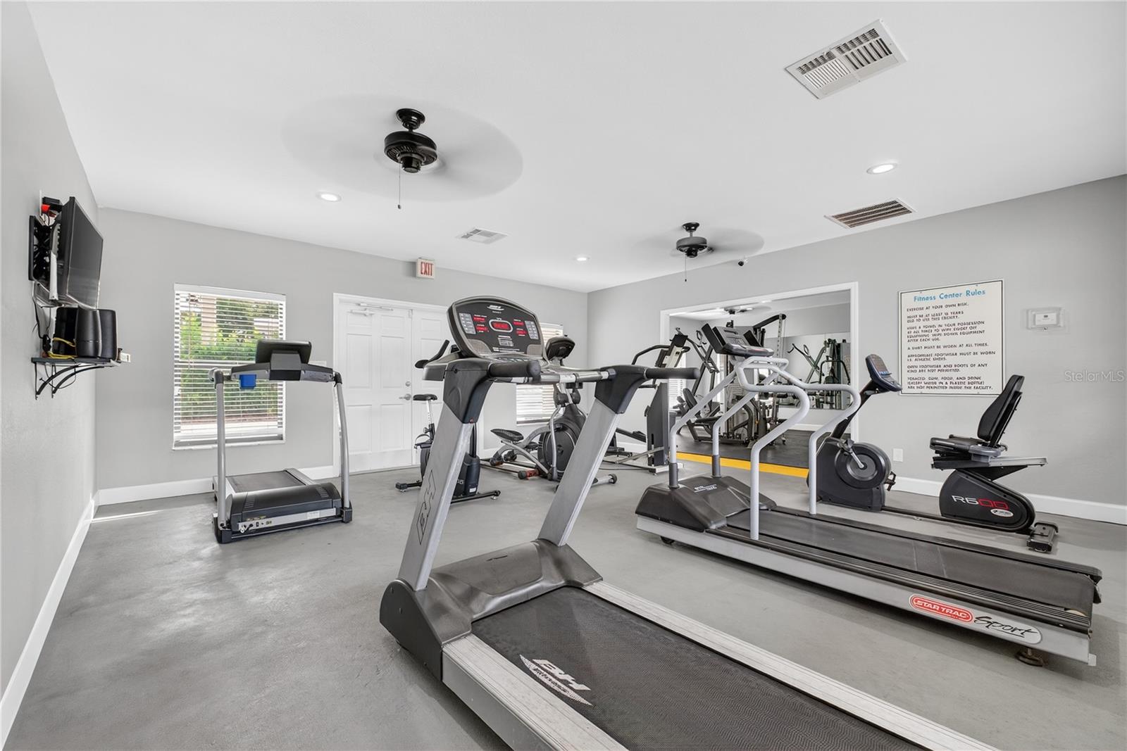 3016 PLAZA TERRACE DR #3016