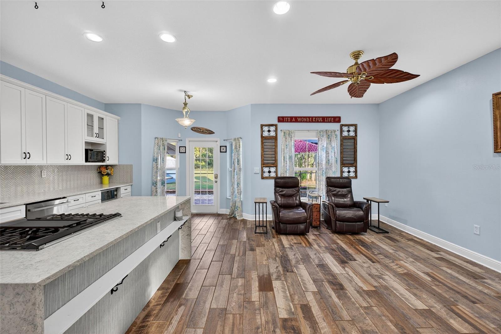 3229 GARDNER OAKS LN